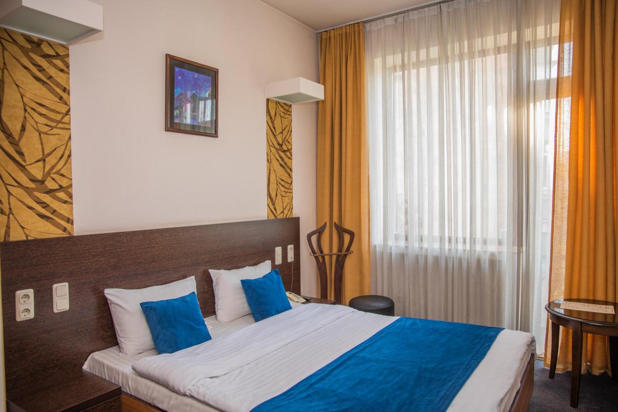 Cascade Hotel Yerevan Exterior photo